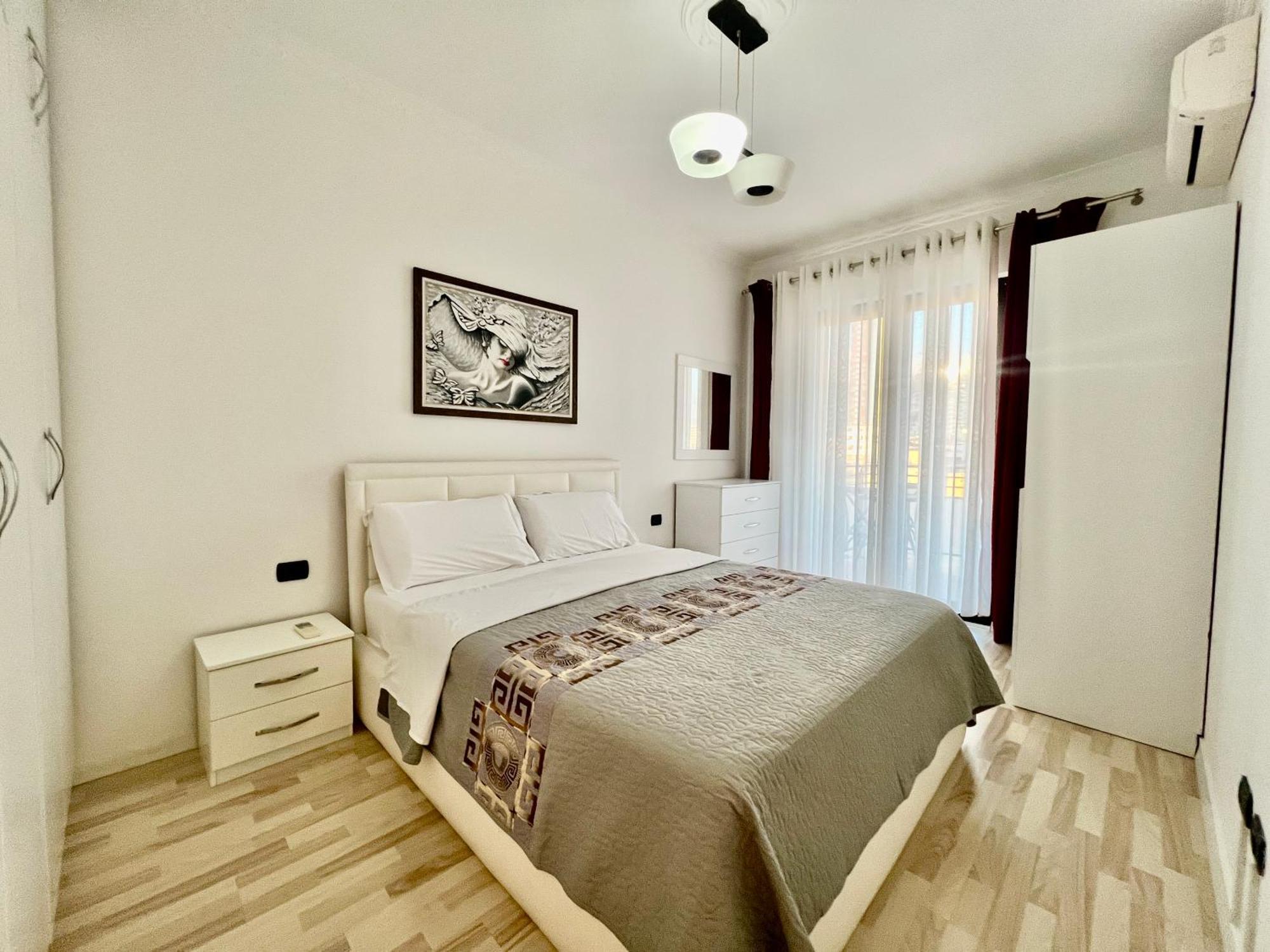 Downtown Grand Comfort Tirana Exteriér fotografie